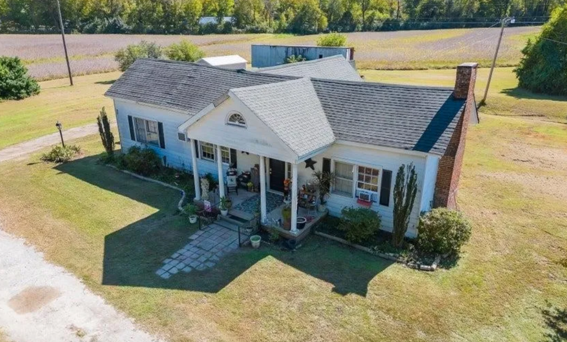 tennessee farmhouse for sale